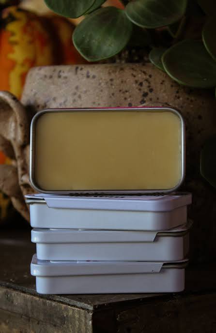 Natural solid perfume